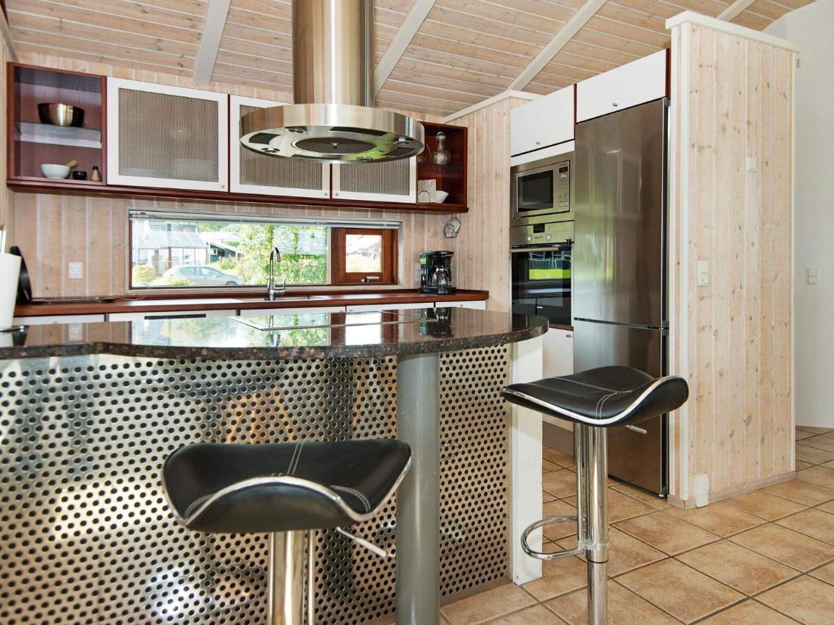 7 Person Holiday Home In Sj Lund Sjolund ภายนอก รูปภาพ