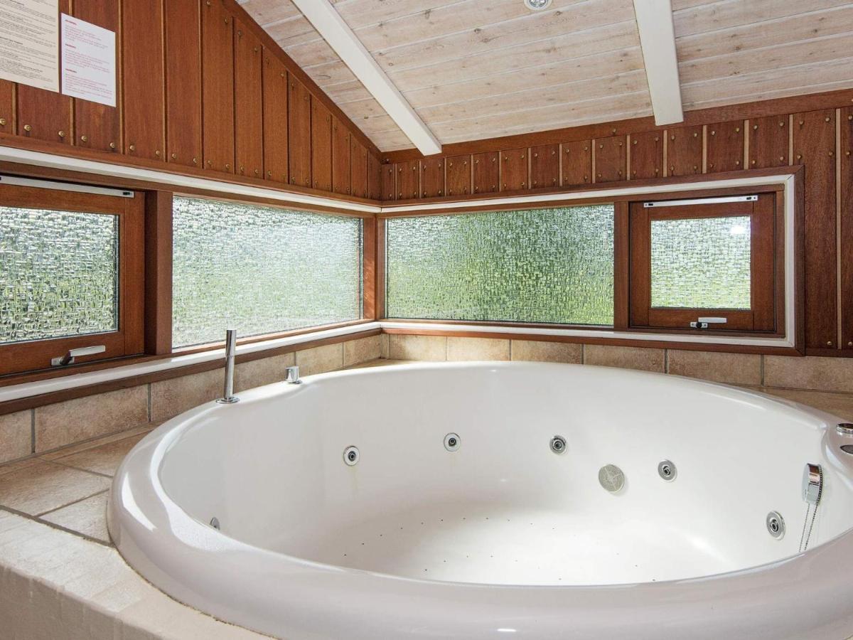 7 Person Holiday Home In Sj Lund Sjolund ภายนอก รูปภาพ